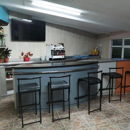 APARTAMENTO RURAL DUPLEX ( 270 metros.) DE 4 HAB. EN TOMIÑO CON JARDIN PRIVADO Tomiño Exterior foto